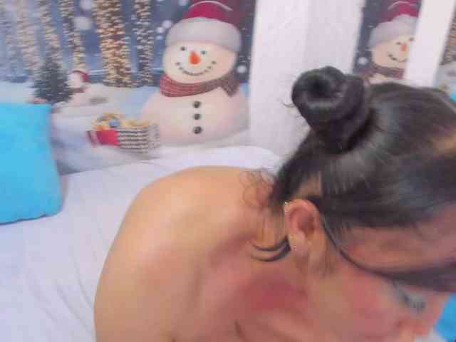 charlotte-111 webcam