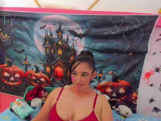 charlotte-111 webcam