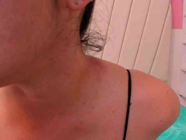 charlotte-111 webcam