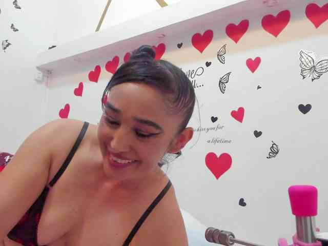 charlotte-111 webcam