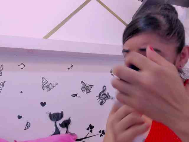 charlotte-111 webcam