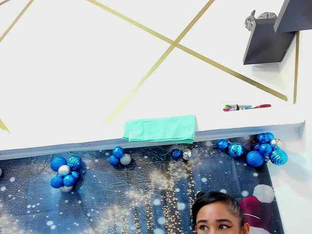 charlotte-111 webcam