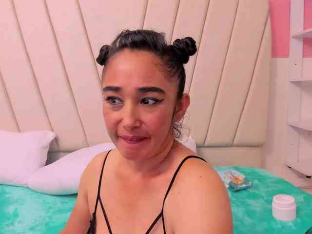 charlotte-111 charlotte-111