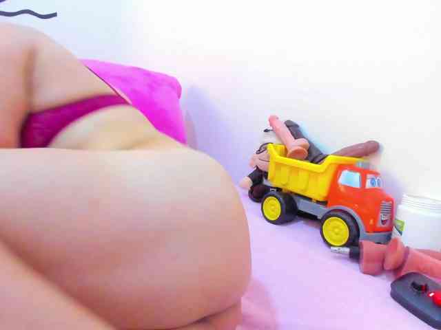 charlotte-111 webcam