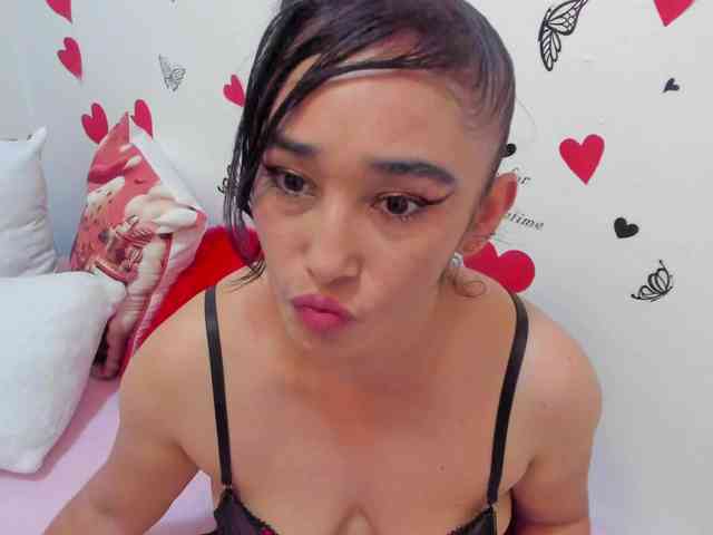 charlotte-111 webcam