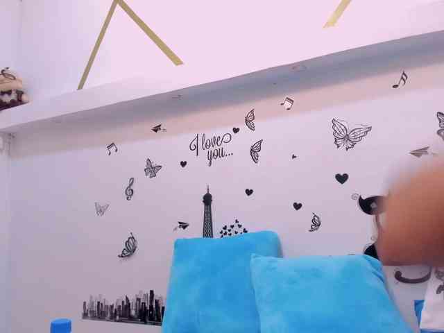 charlotte-111 webcam