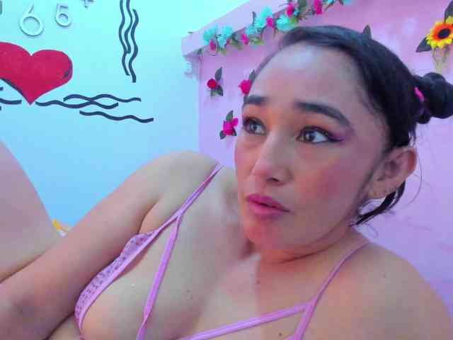 charlotte-111 webcam