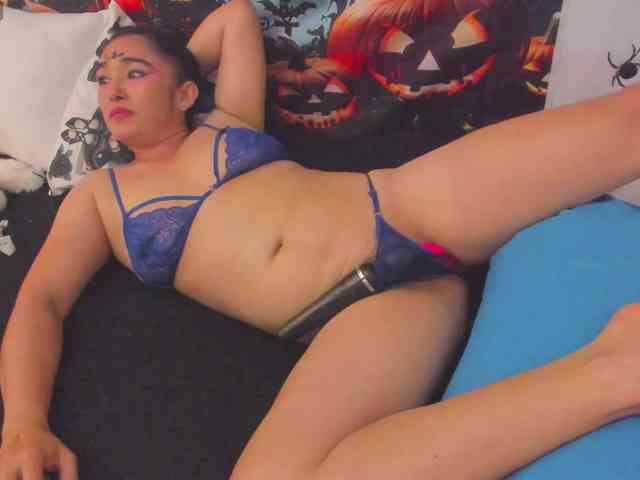 charlotte-111 webcam