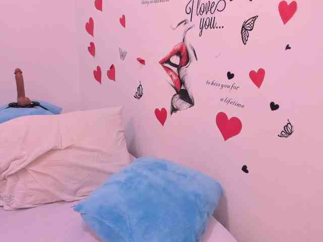 charlotte-111 webcam