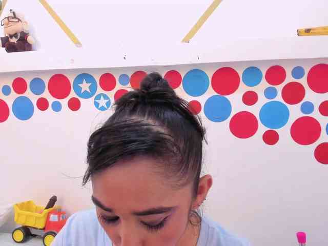 charlotte-111 webcam