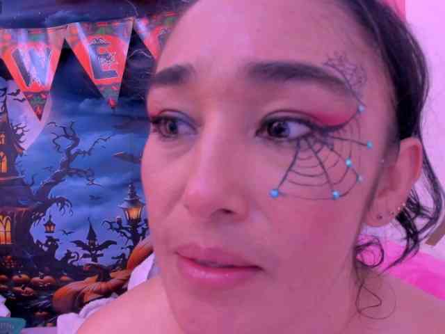 charlotte-111 webcam