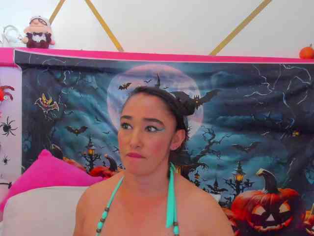 charlotte-111 webcam