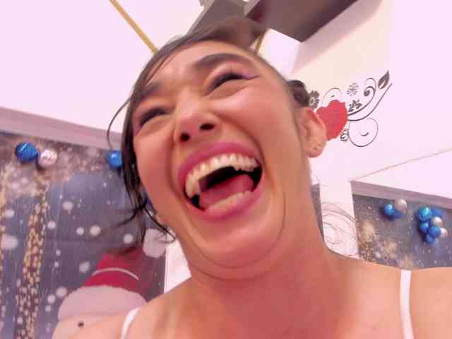 charlotte-111 charlotte-111