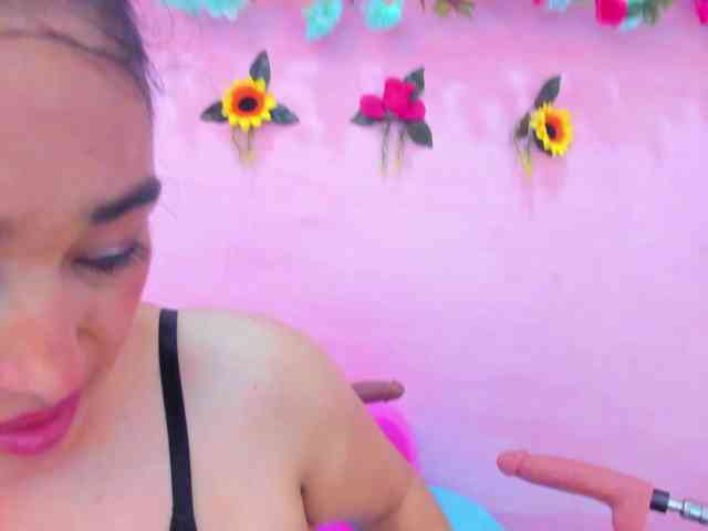charlotte-111 webcam