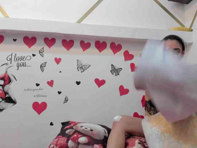 charlotte-111 webcam