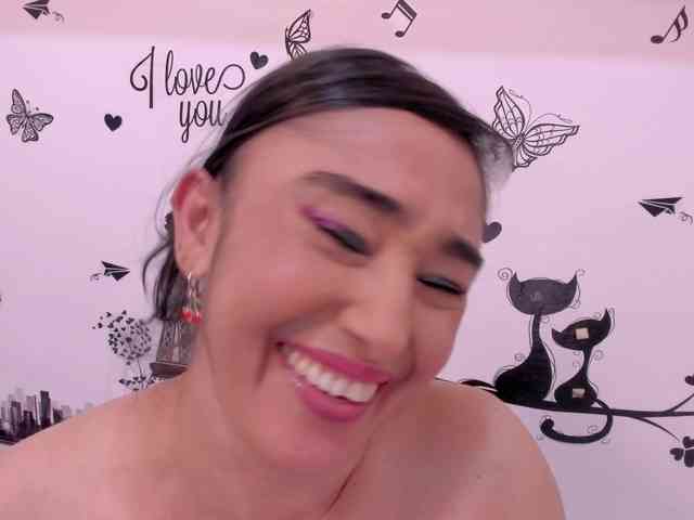 charlotte-111 webcam