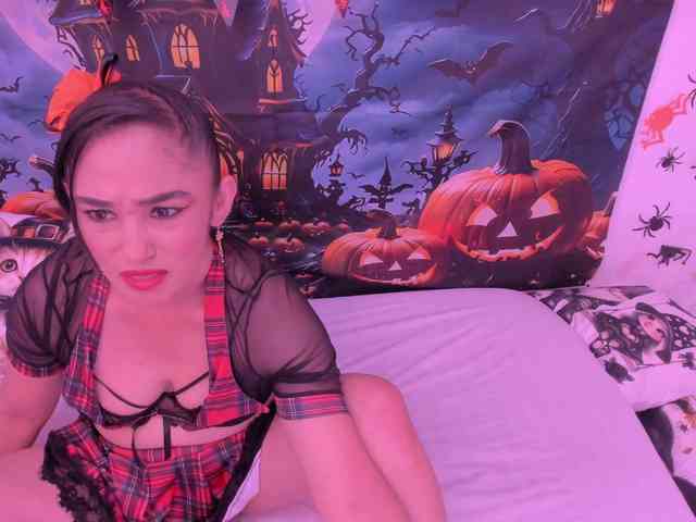 charlotte-111 webcam
