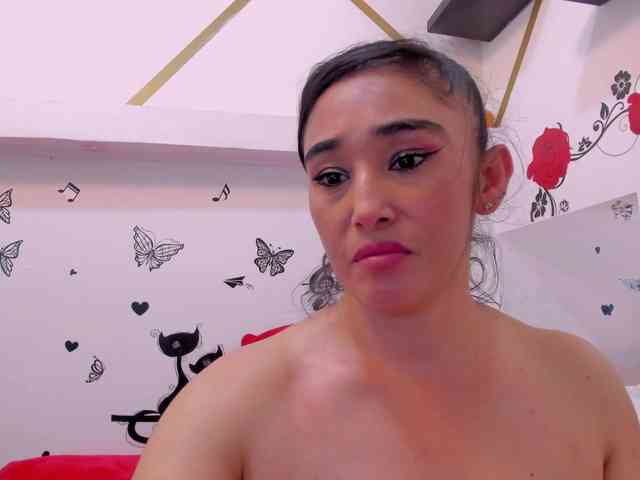 charlotte-111 webcam