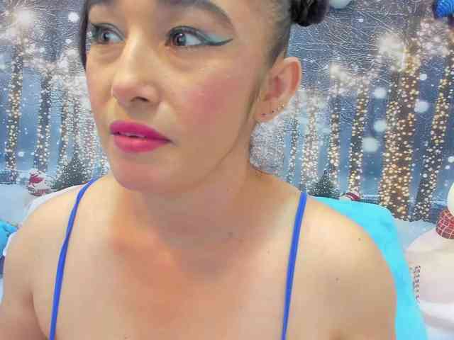 charlotte-111 webcam