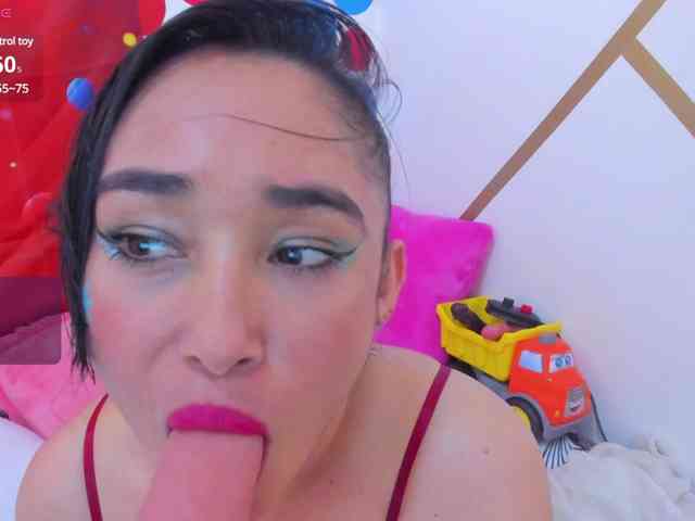 charlotte-111 webcam