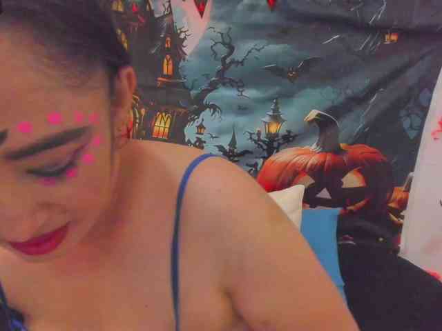 charlotte-111 webcam