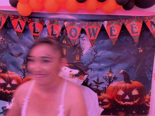 charlotte-111 webcam