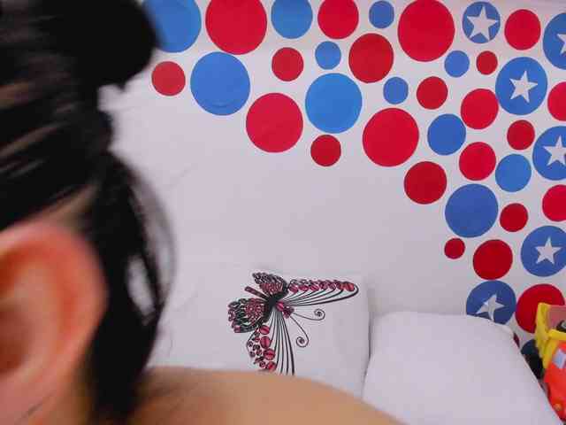 charlotte-111 webcam