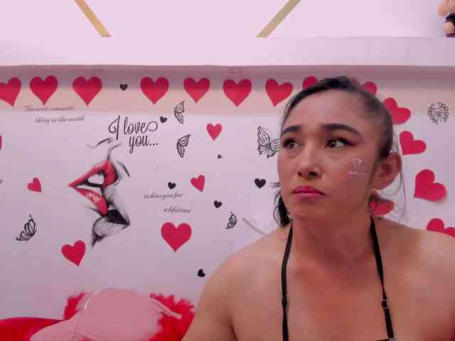 charlotte-111 webcam