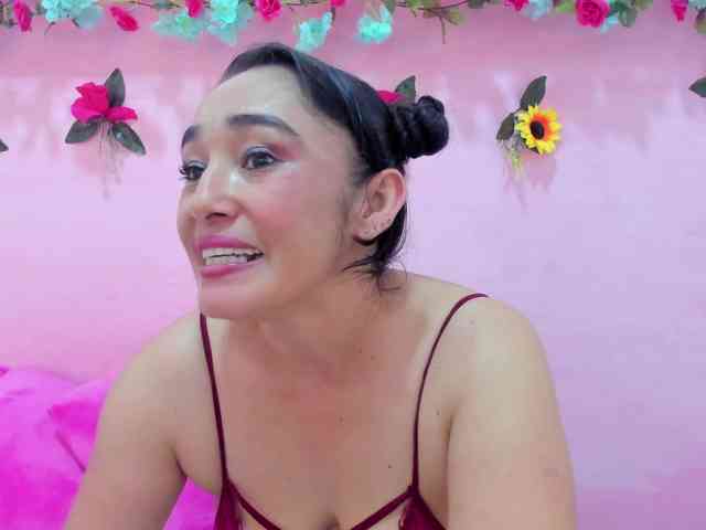 charlotte-111 webcam