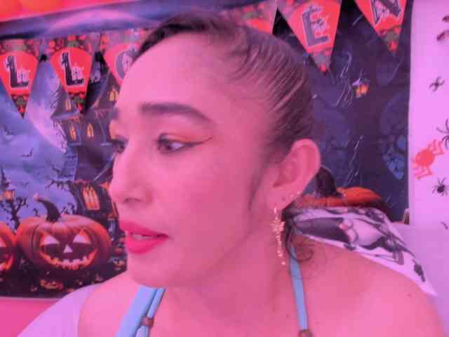 charlotte-111 webcam