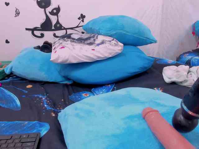 charlotte-111 webcam