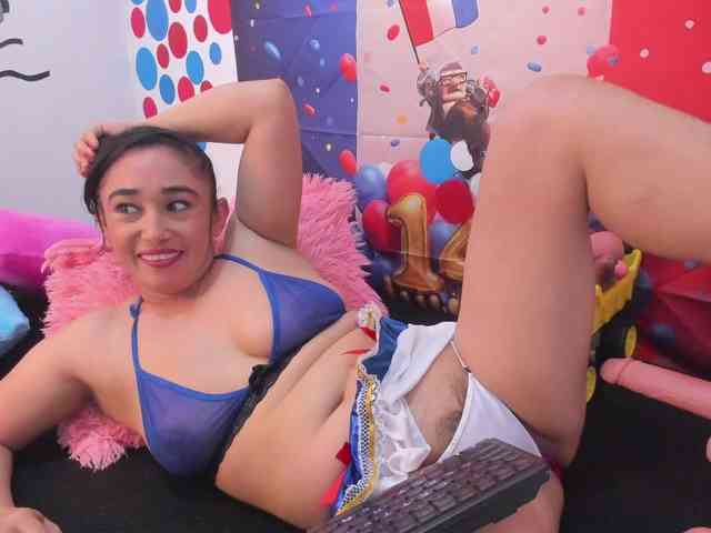 charlotte-111 webcam