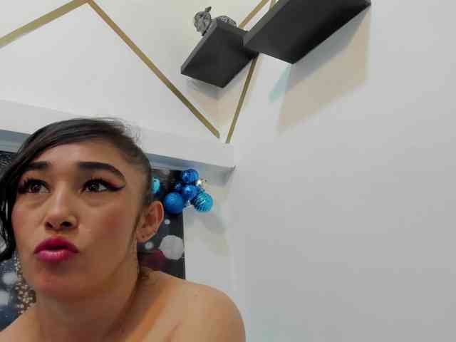 charlotte-111 webcam