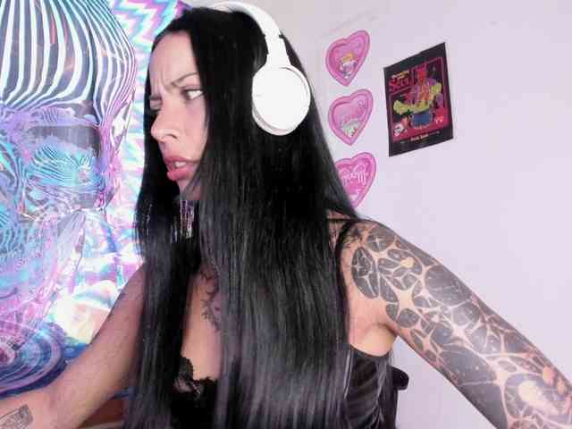 brattybunny Live Webcam on BongaCams