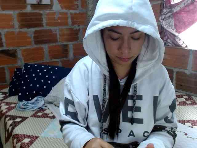 HaileyBrown69 webcam