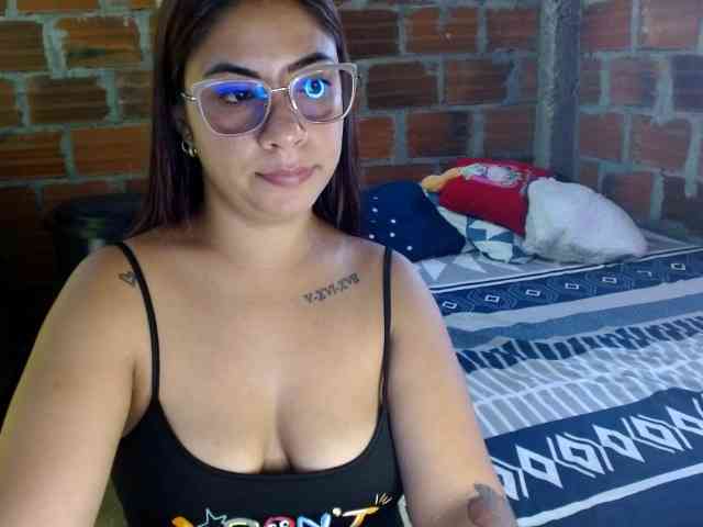 HaileyBrown69 webcam