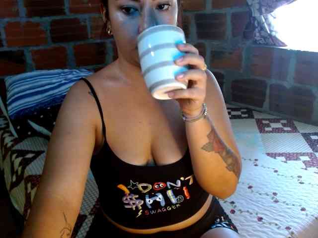 HaileyBrown69 webcam