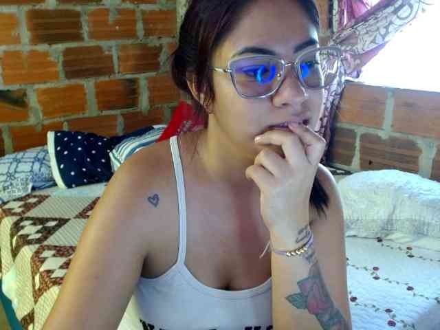 HaileyBrown69 webcam