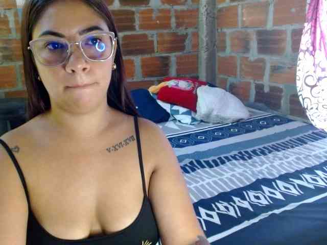 HaileyBrown69 webcam