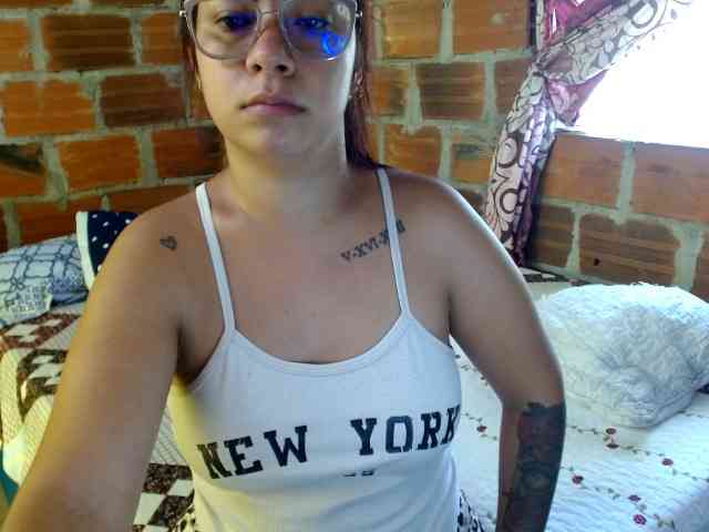 HaileyBrown69 webcam