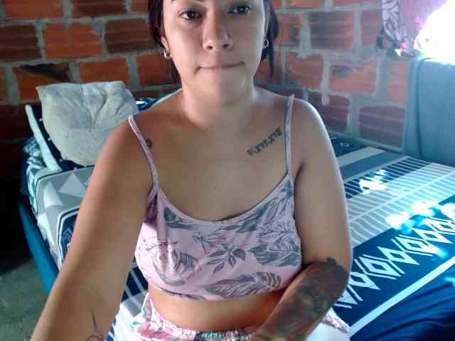 HaileyBrown69 webcam