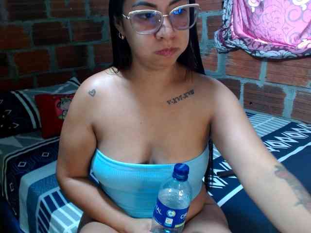 HaileyBrown69 webcam