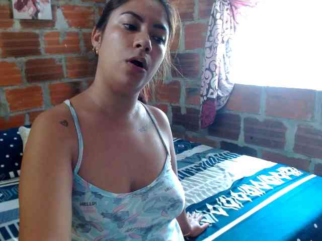 HaileyBrown69 webcam