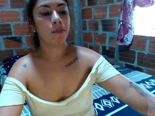 HaileyBrown69 webcam