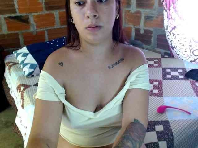 HaileyBrown69 webcam