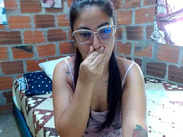 HaileyBrown69 webcam