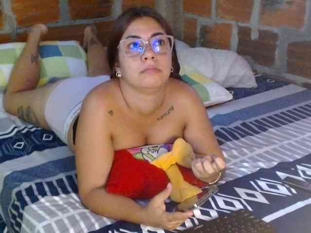 HaileyBrown69 webcam
