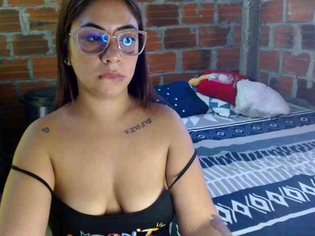 HaileyBrown69 webcam