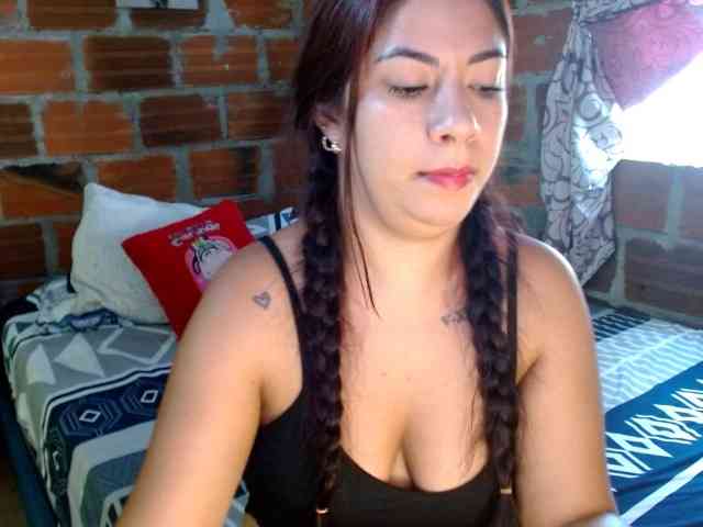 HaileyBrown69 webcam