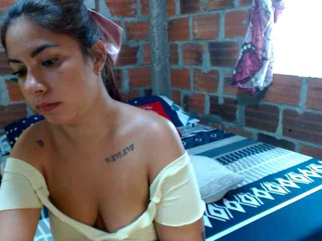 HaileyBrown69 webcam